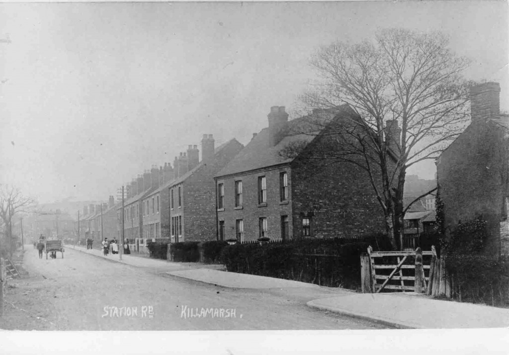 Now Sheffield Road Taken August 1909. Leah’s Farm in the gap on right